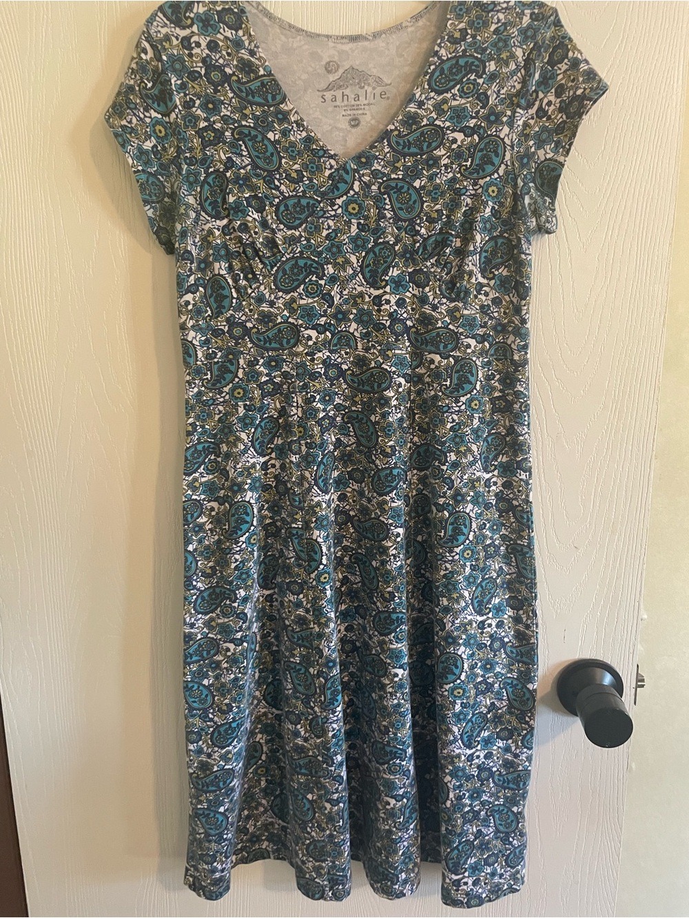 Sahalie Paisley V-Neck Midi Dress Medium Petite MP